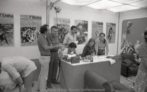 1975-SETTEMBRE-FESTA-DE-L UNITA -L UNITA -AL-FESTIVAL-GIULIO-BAFFI-....LUIGI-VICINANZA-MARCO-DE-MARCO...