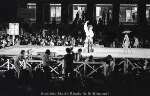 1975-SETTEMBRE-FESTIVAL-DEL- UNITA-40